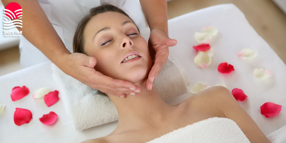 Программа по уходу за кожей лица и шеи